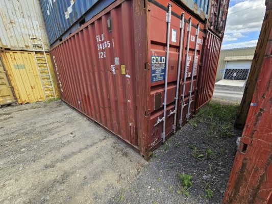 Used 20ft red container